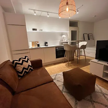 Modern - Am * Hanower